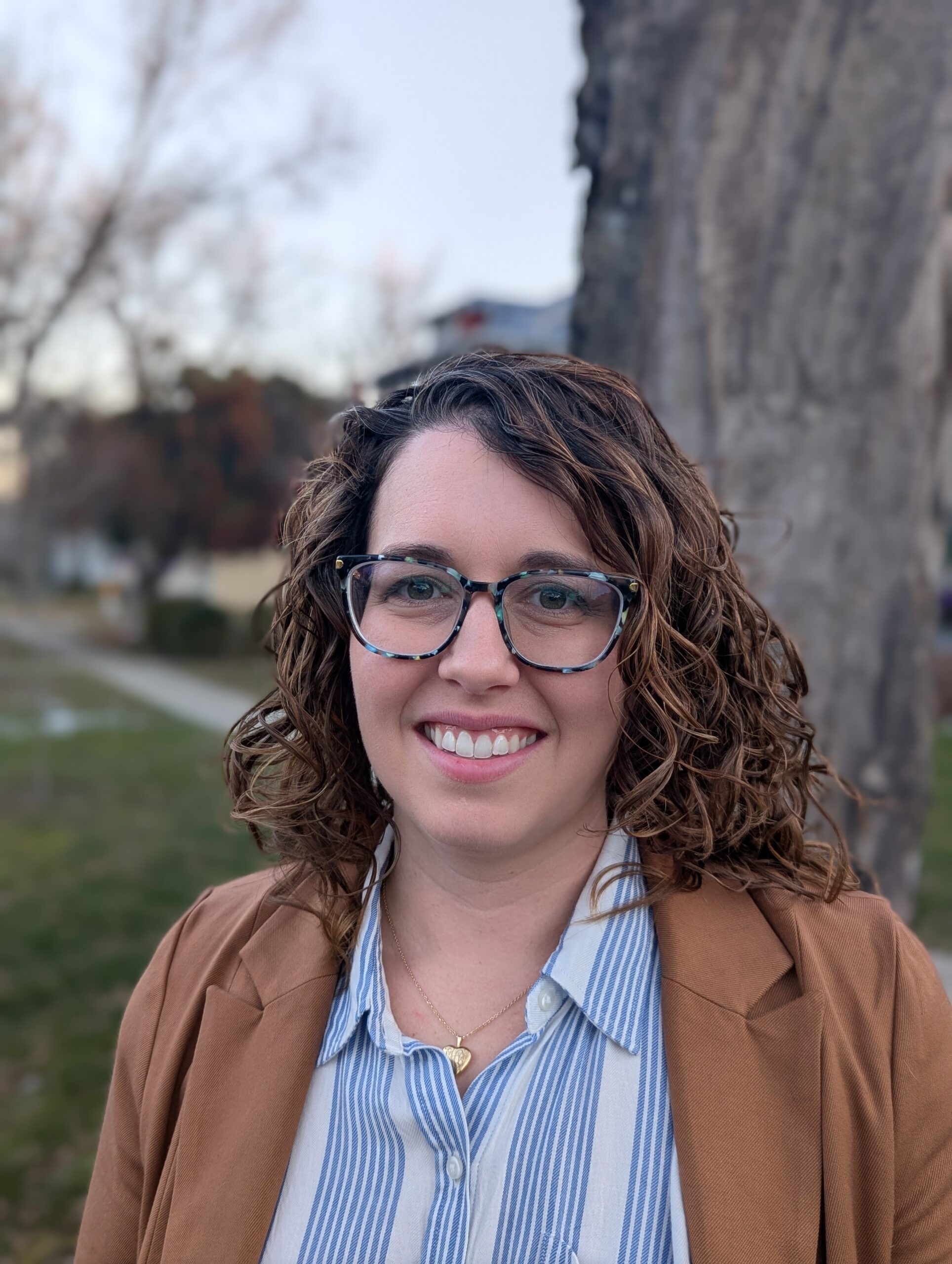 [Sámá~ñthá~ Héñd~érsó~ñ]