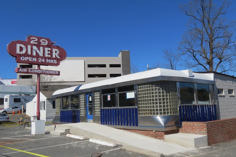 [Thé 29 D~íñér~ íñ 2023]